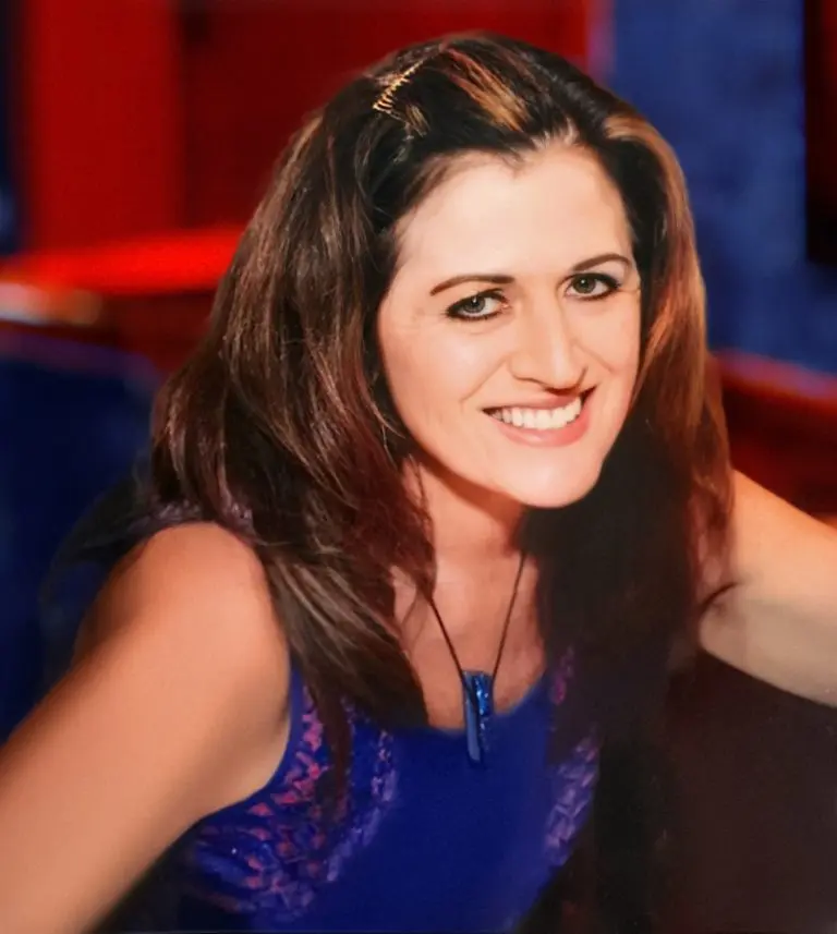 Photo of Lynda MacNeil